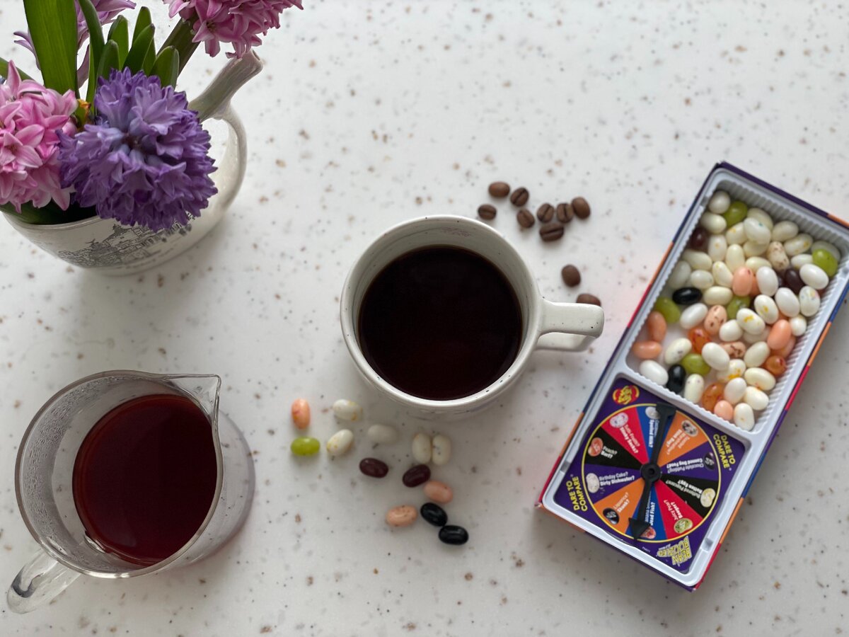 На фотографии игра для угадывания вкусов