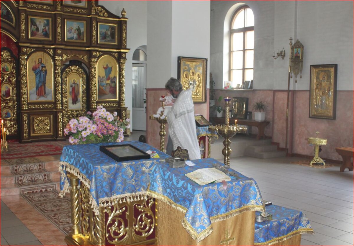 В церкви, фото автора