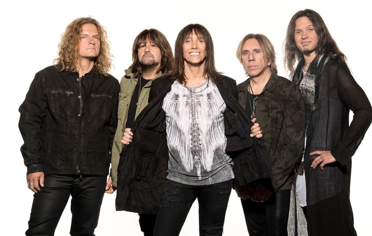 Tesla образца 2019 года