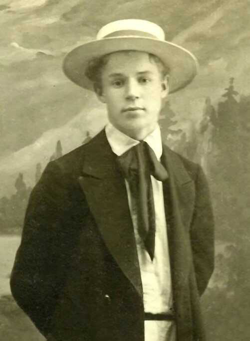 Есенин в молодости, фото 1913 г.