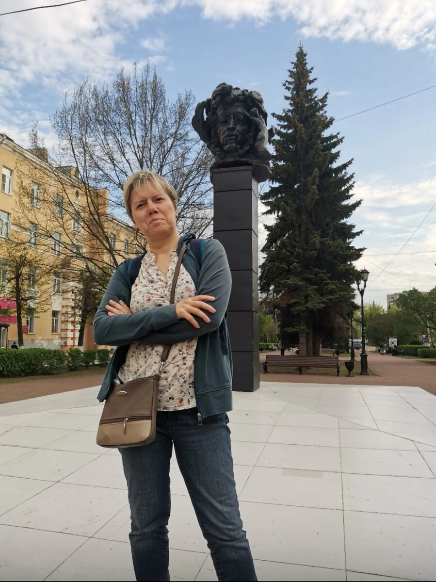 Тверь.  Театральная площадь. Фото из личного архива. 