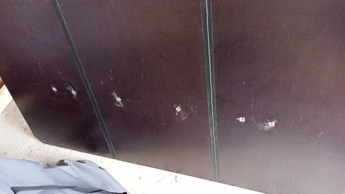 забивные гайки установлены в слани