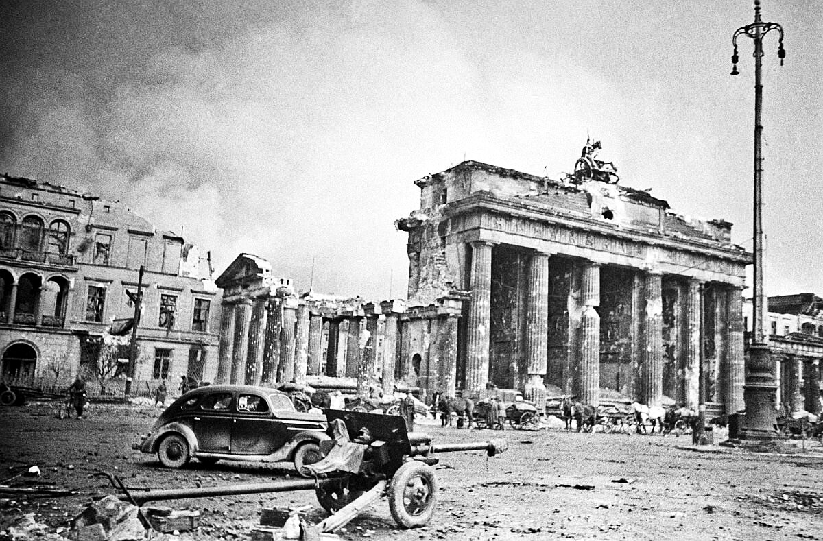 Штурм берлина 1945 картинки