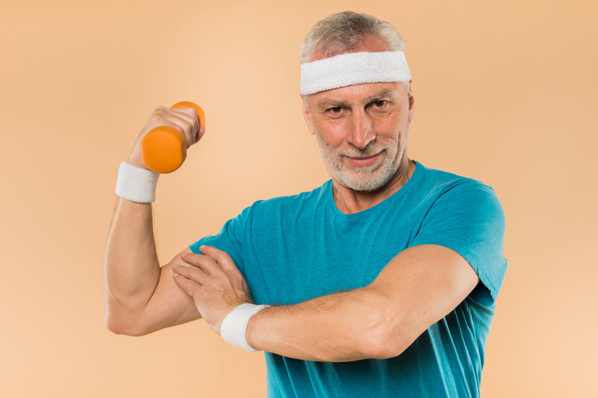     Как сохранить мышцы после 60 лет: 6 ошибок в тренировках, которых нужно избегать