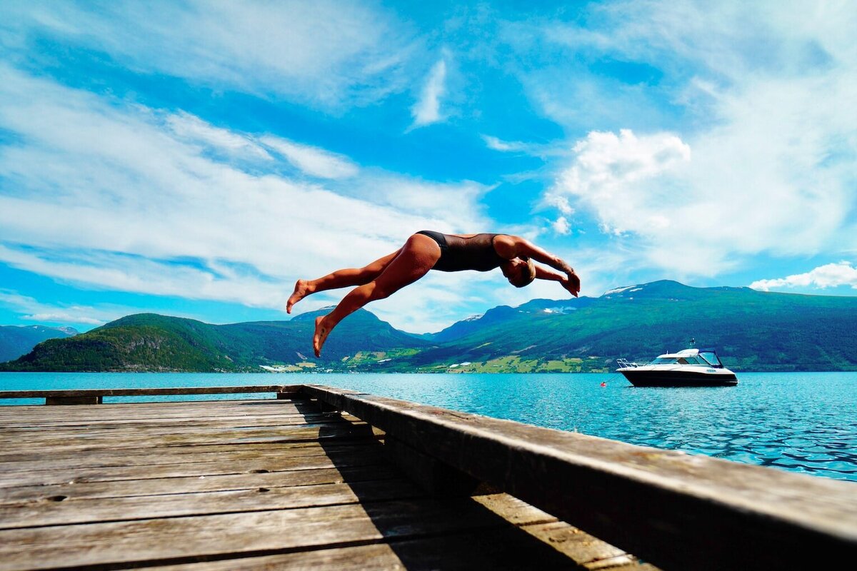     Женщина из Бангладеш добралась вплавь до Индии, чтобы выйти замуж за интернет-бойфренда