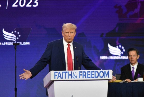    Дональд Трамп