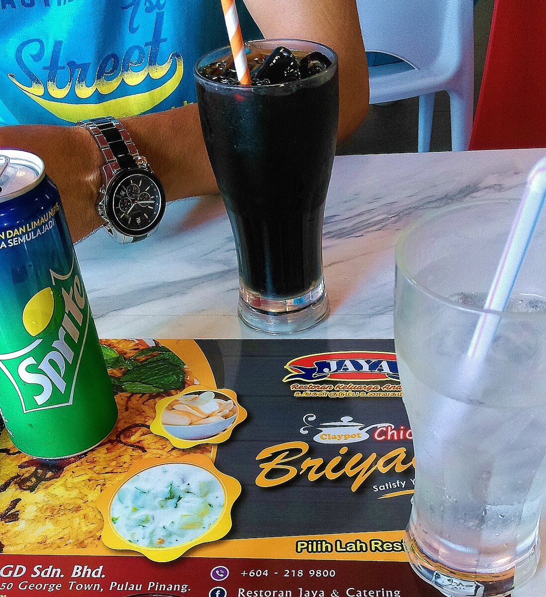 Интересно металлические банки - вариант?