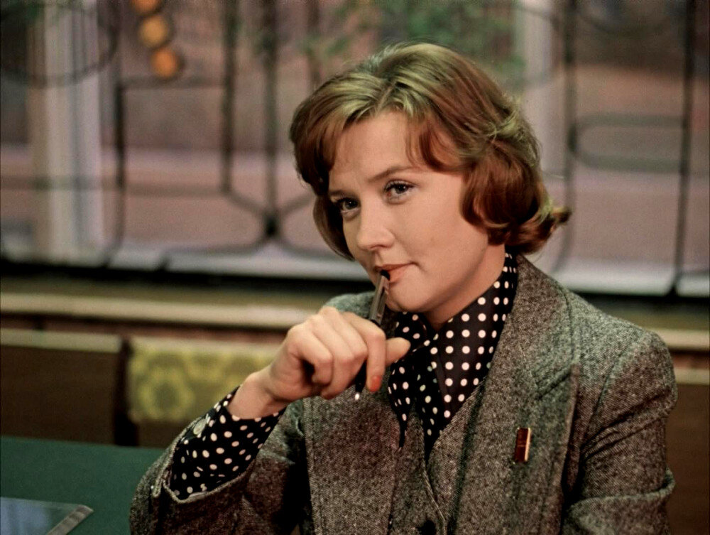 Фото - кадр из фильма "Москва слезам не верит". Источник: Яндекс Картинки