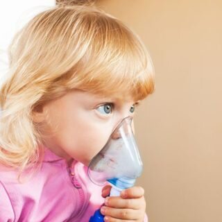 Лечение – выбор лекарственного средства, доза, разведение, частота процедуры и длительность терапии назначается только специалистом и проводится под его обязательным контролем.