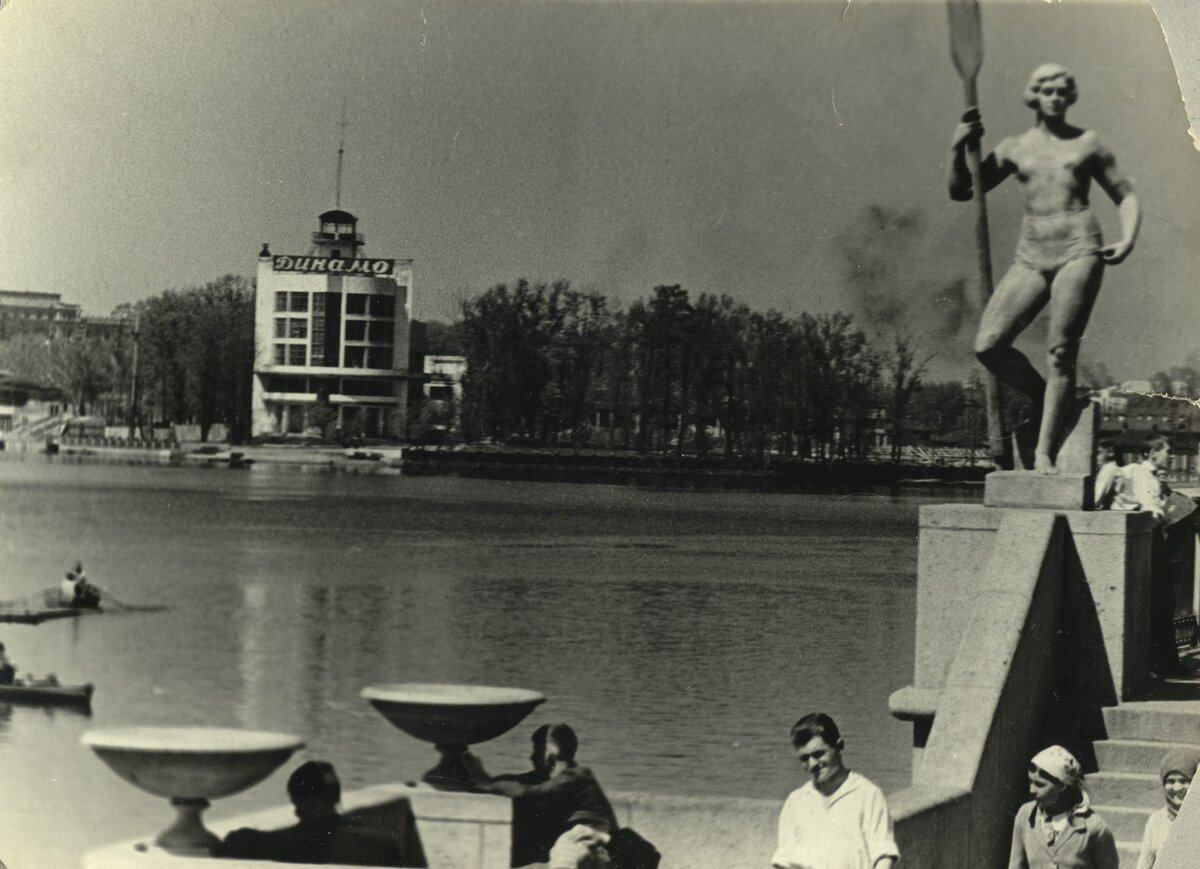 Набережная Горького и стадион Динамо, фото 1940 г.