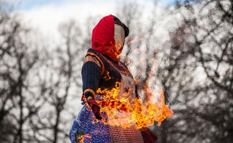 Сжигания чучела