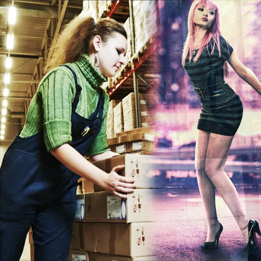 Работница склада