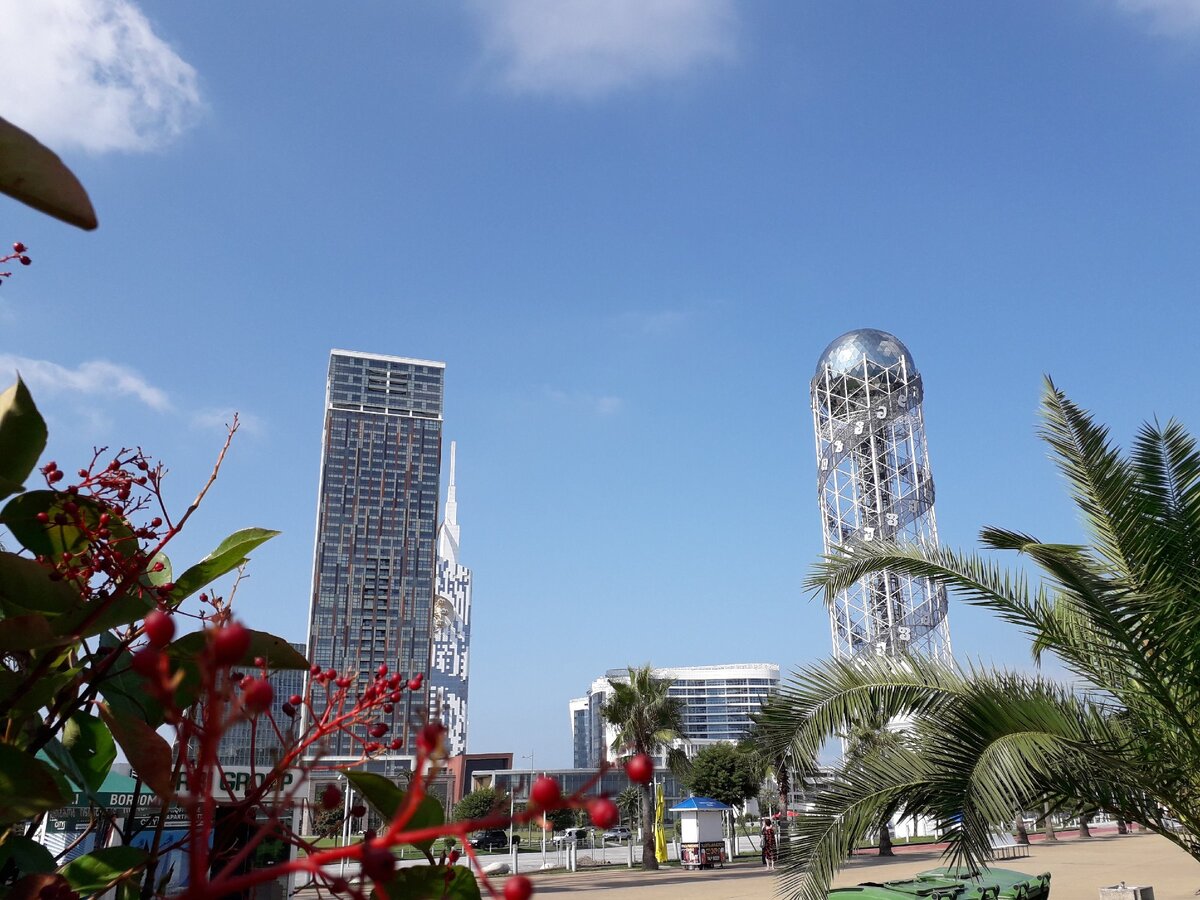 Башня грузинского Алфавита                                               