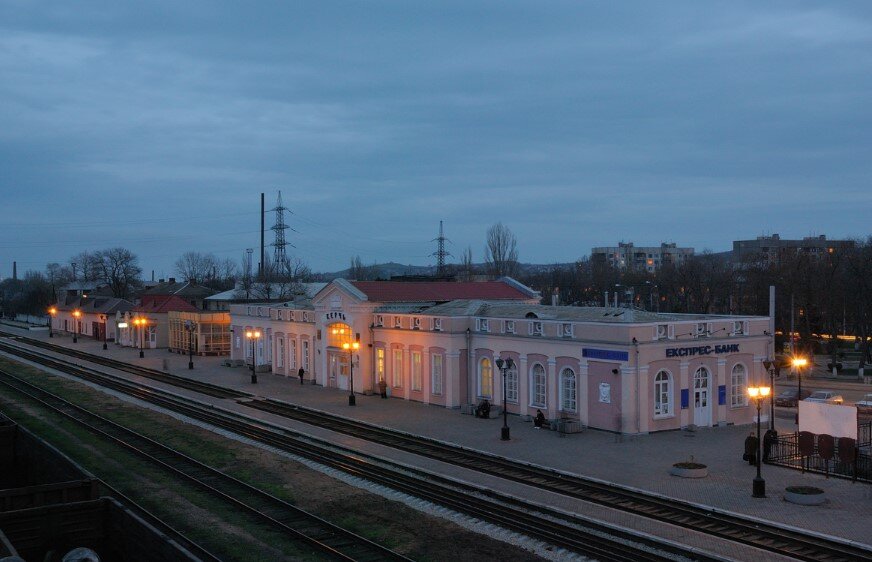 Жд вокзал керчь фото