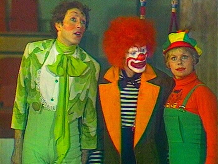 
Звёздный состав с Ириной Асмус.
