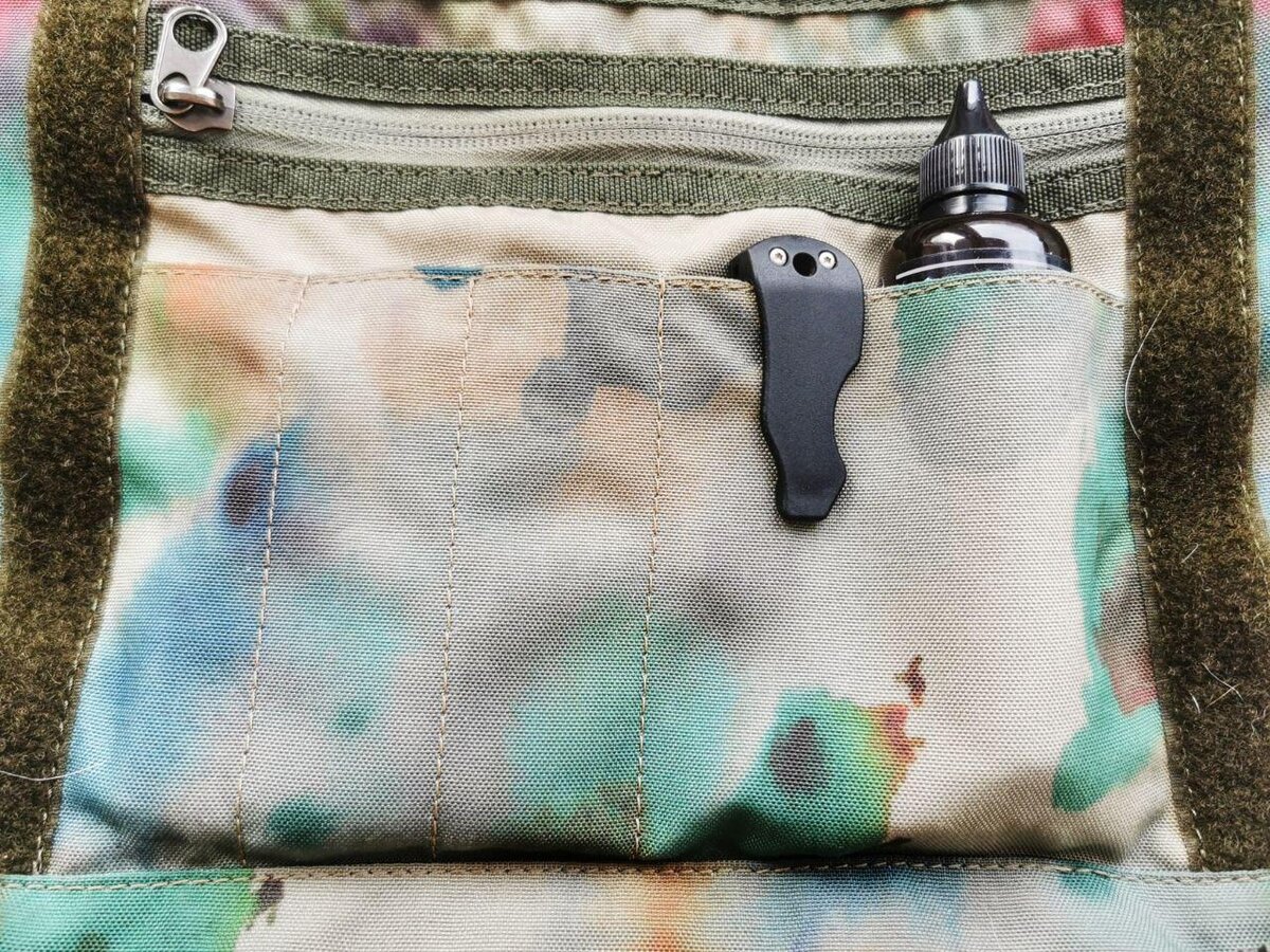 Размещение Kiridashi во внешнем кармане сумки