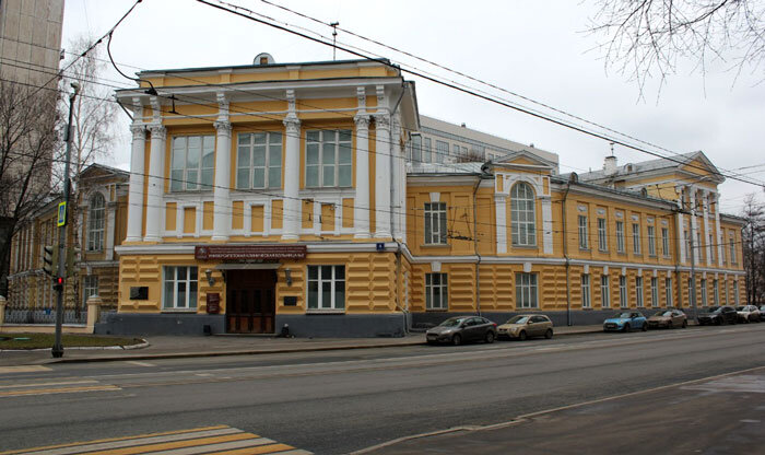 Улица Большая Пироговская, 4, стр. 1 - Клиника кожных заболеваний им. В.А. Рахманова