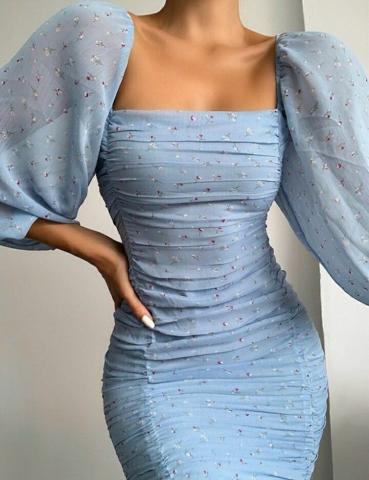  Подчёркивающее талию