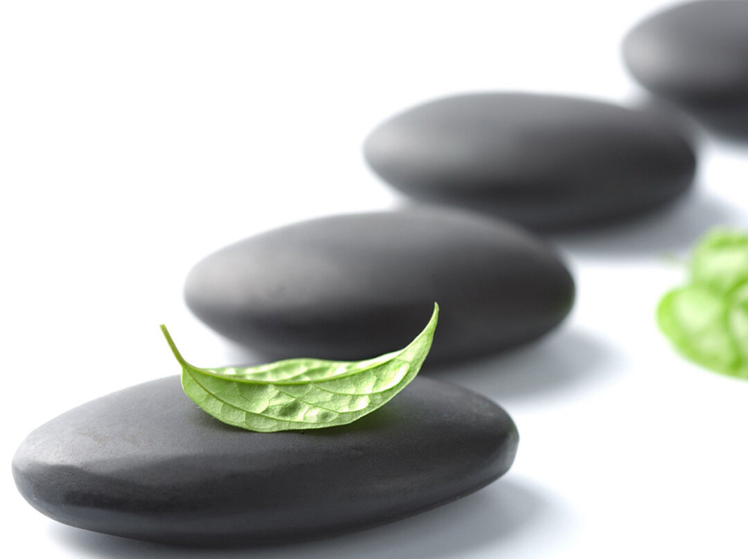 За 1500 лет до н.э. в Египте применялась черная белена, для чего это растение клали на раскаленный камень