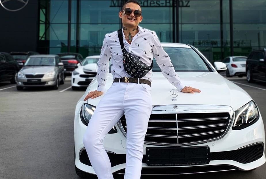 Обложка к треку "новый мерин"