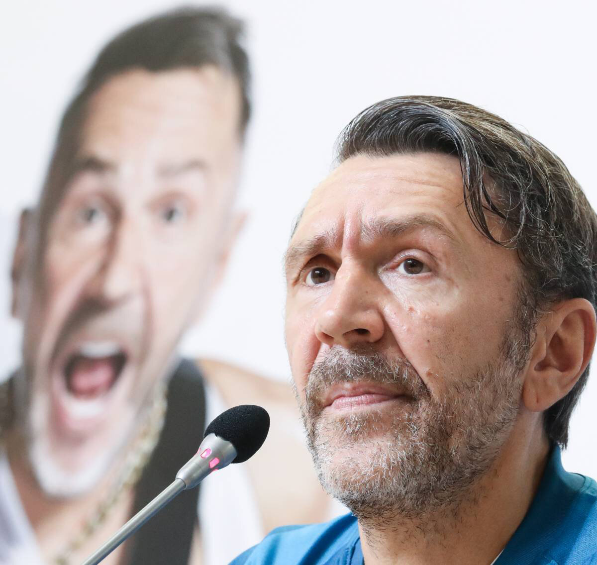 Сергей Шнуров официально вступил в "Партию роста"
