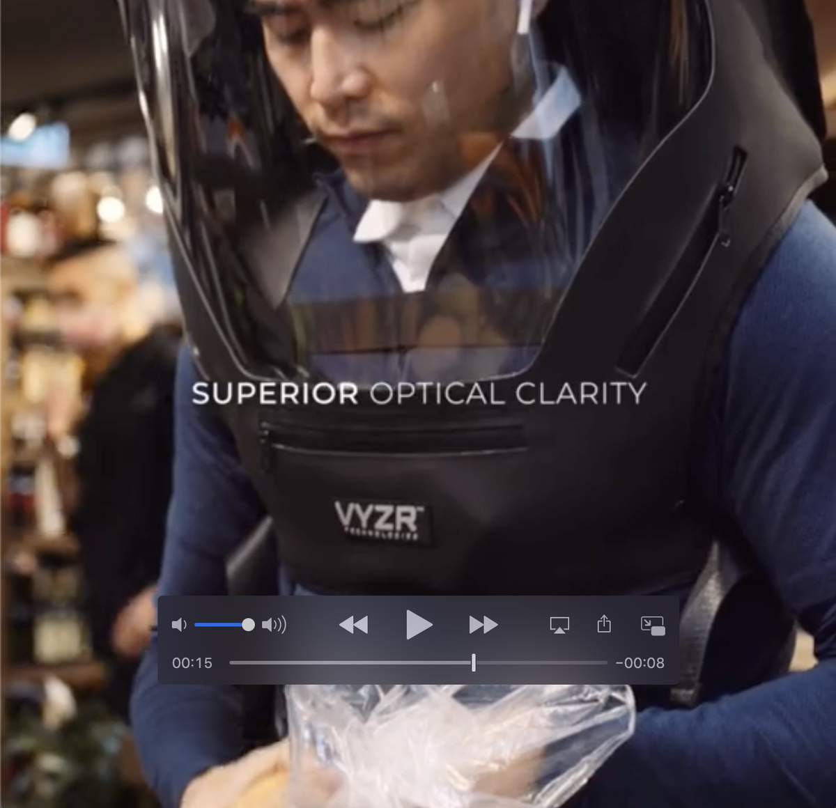 Можно ходить  в магазин прямо так.