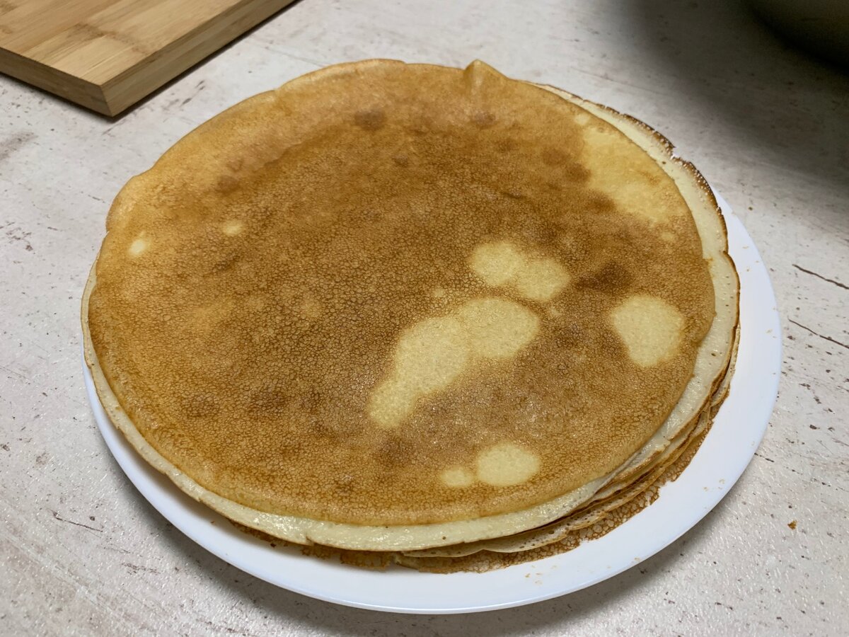 Муж опять сфоткал как я не накрашенная делаю блины 🥞 но Я самая красивая  девушка даже когда готовлю 🧑‍🍳 | Ольга Влог / Интерьер / Рецепты / Семья  / Психология отношений / Vlog | Дзен