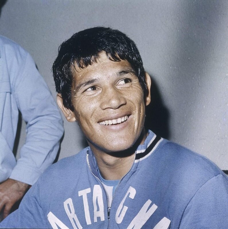 Карлос Роке Монсон.  Открытые источники. Яндекс картинки.