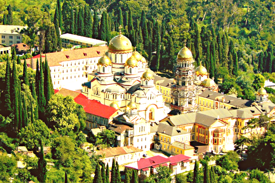 Новый Афон - христианская святыня. Фото из открытых источников.