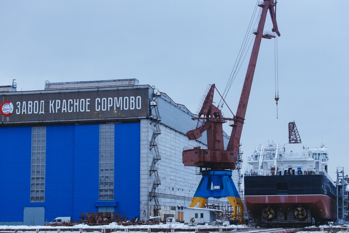 Строительство сухогруза на заводе "Красное Сормово" / Фото: ОСК