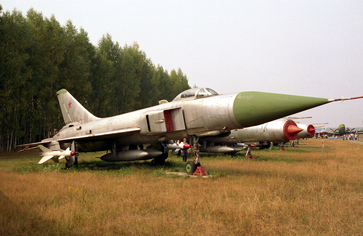 Су-15.