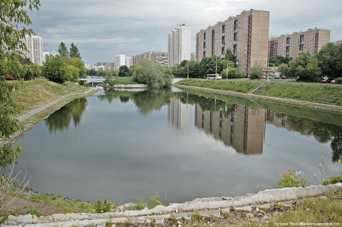 Г москва д марьино. Район Марьино Новочеркасский бульвар. Район Марьино 2000. Новочеркасский бульвар 36. Марьино 2000 год.