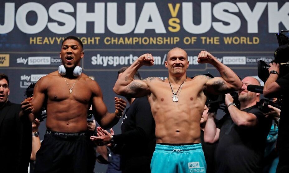    Фаворитом предыдущего боя был Джощуа, но Усик доказал свою силу. Фото: Reuters