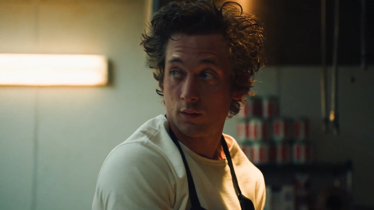 shot from "The Bear"/2022/Christopher Storer/kinopoisk.ru