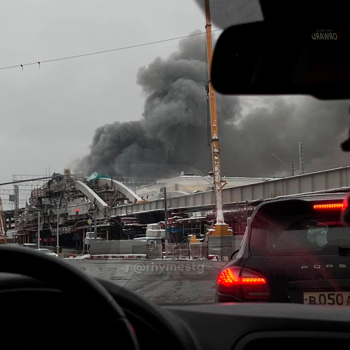 Город москва пожар. Пожар в Москоу Сити. GJ;FHN D vjcrdt. Пожар на Комсомольской площади. Pogar v moskve.