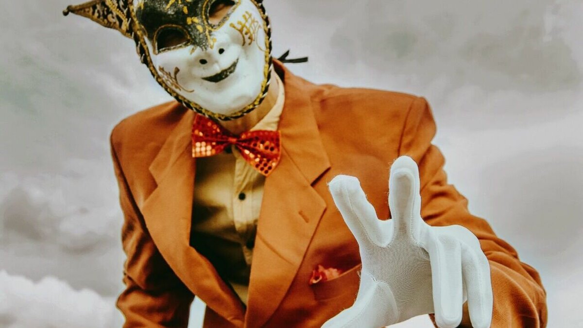     В этот раз организация выступила за отмену концертов некоторых артистов.