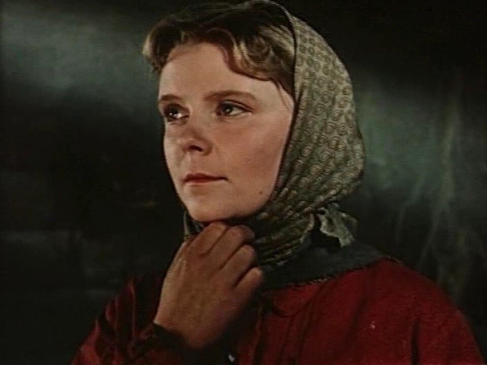    Актриса Роза Макагонова в фильме "Школа мужества"