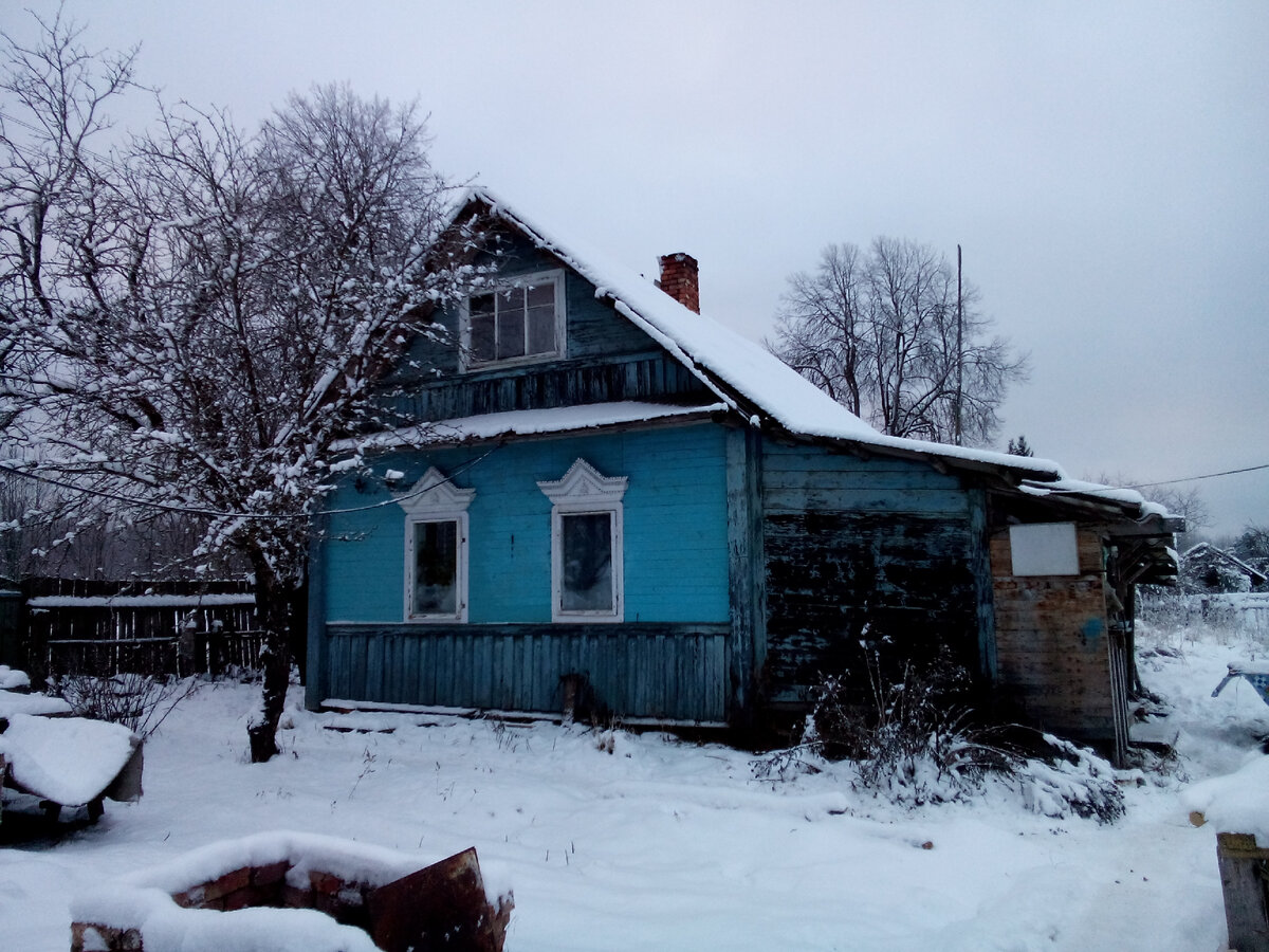 Наша дача в той самой глухой деревне. Фото моё.