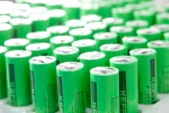     Хранилище энергии: кто придумал первую химическую батарею