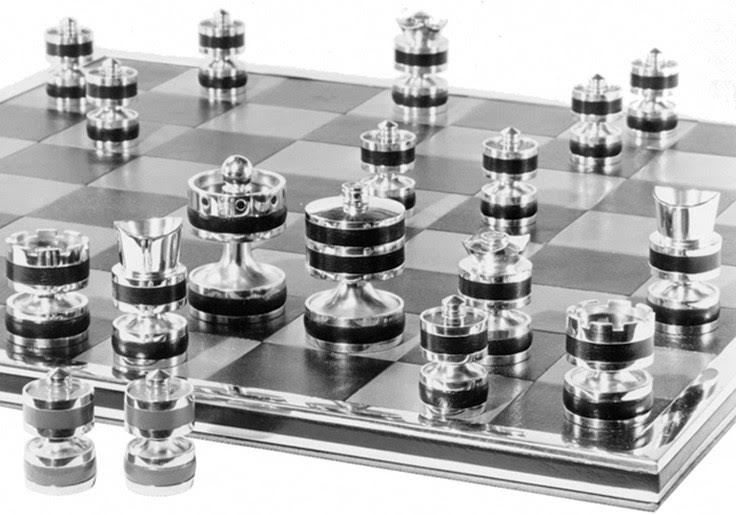 На протяжении веков шахматы зарекомендовали себя как одна из самых популярных стратегических настольных игр в мире.-10