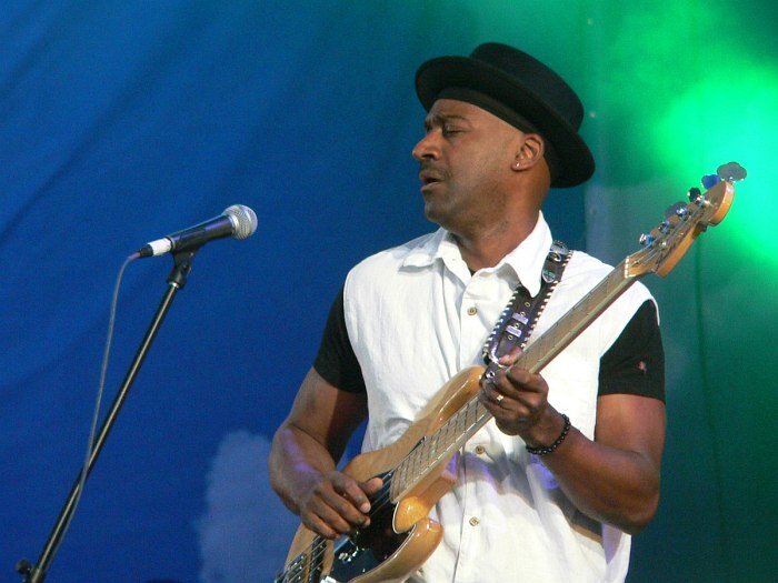 Marcus Miller (photo © Cyril Moshkow, 2007)