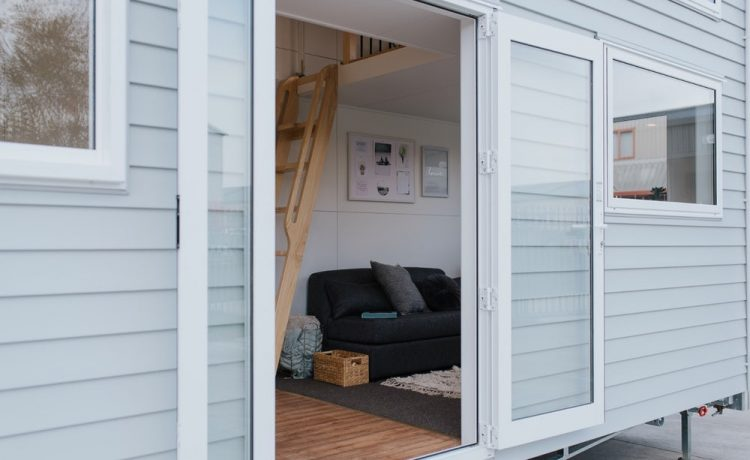 Вход в Dance Tiny House