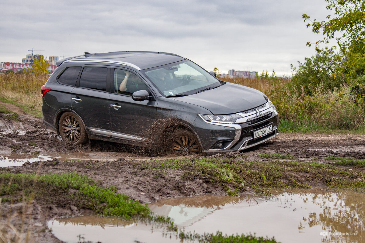 Всем на борт! Два важных обновления в Mitsubishi Outlander ???