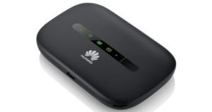 БЮДЖЕТИК: HUAWEI E5330BS
Размер: 3,5 х 2,4 х 0,6 дюйма
Вес:  1,76 унции
Срок службы батареи:  до 6 часов
Скорости: прием до 21 Мбит / с, передача 5 Мбит / с
Одновременные подключения:  до 10