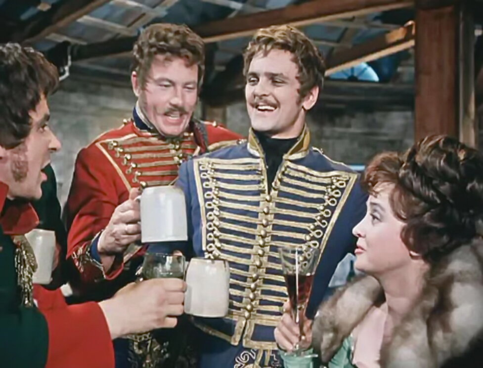 Кадр из х/ф "Гусарская баллада", киностудия "Мосфильм", 1962 г., реж. Э. Рязанов Источник: https://avatars.mds.yandex.net/