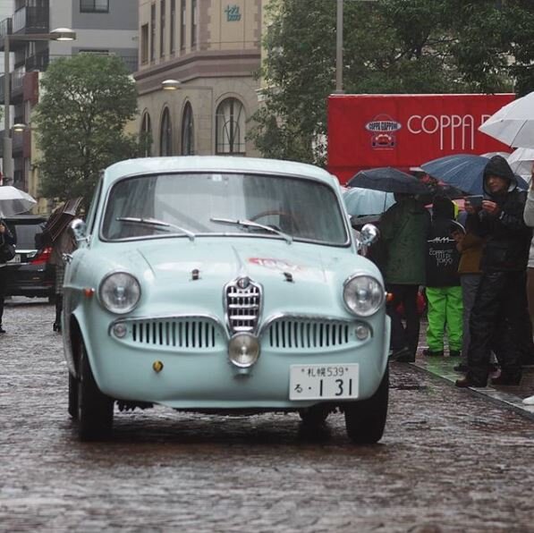 Alfa Romeo Giulietta Berlina. Годы выпуска 1955-1963. Построено 39057 штук. Рабочий объем - 1290 куб.см. Мощность - 53-62 л.с.