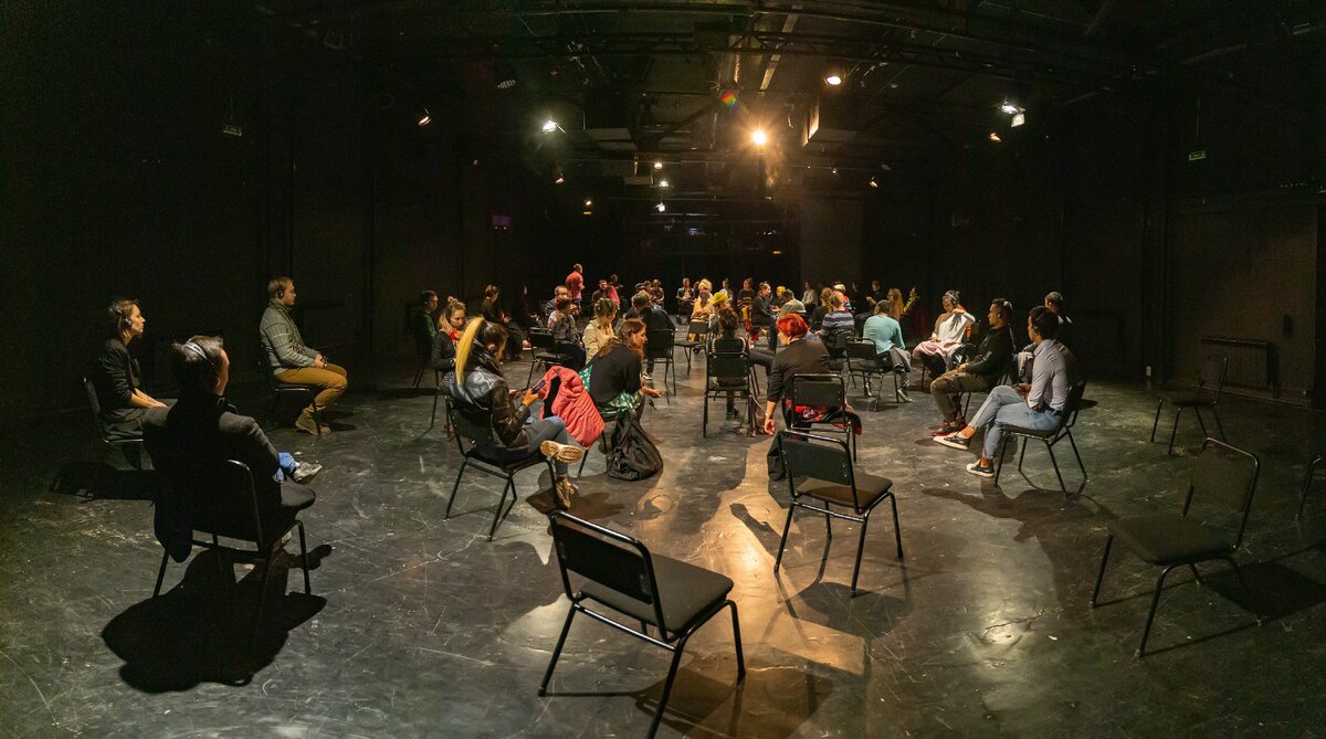 "Что вы делали вчера вечером?" на Большой сцене ARTиШОКа