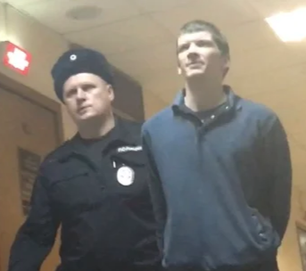 Осужденный А. Скорняков 