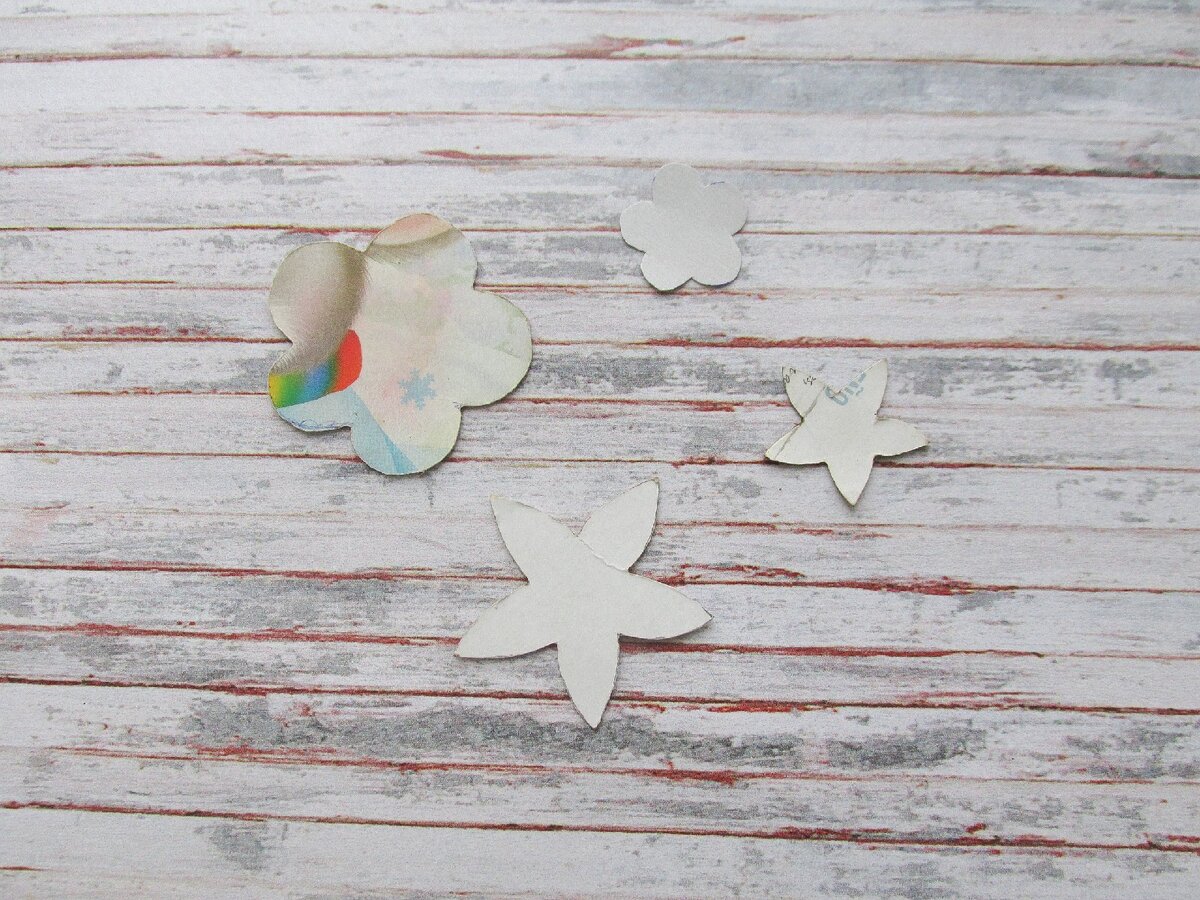 Шаблоны для розочки и чашелистиков. Размер произвольный. 