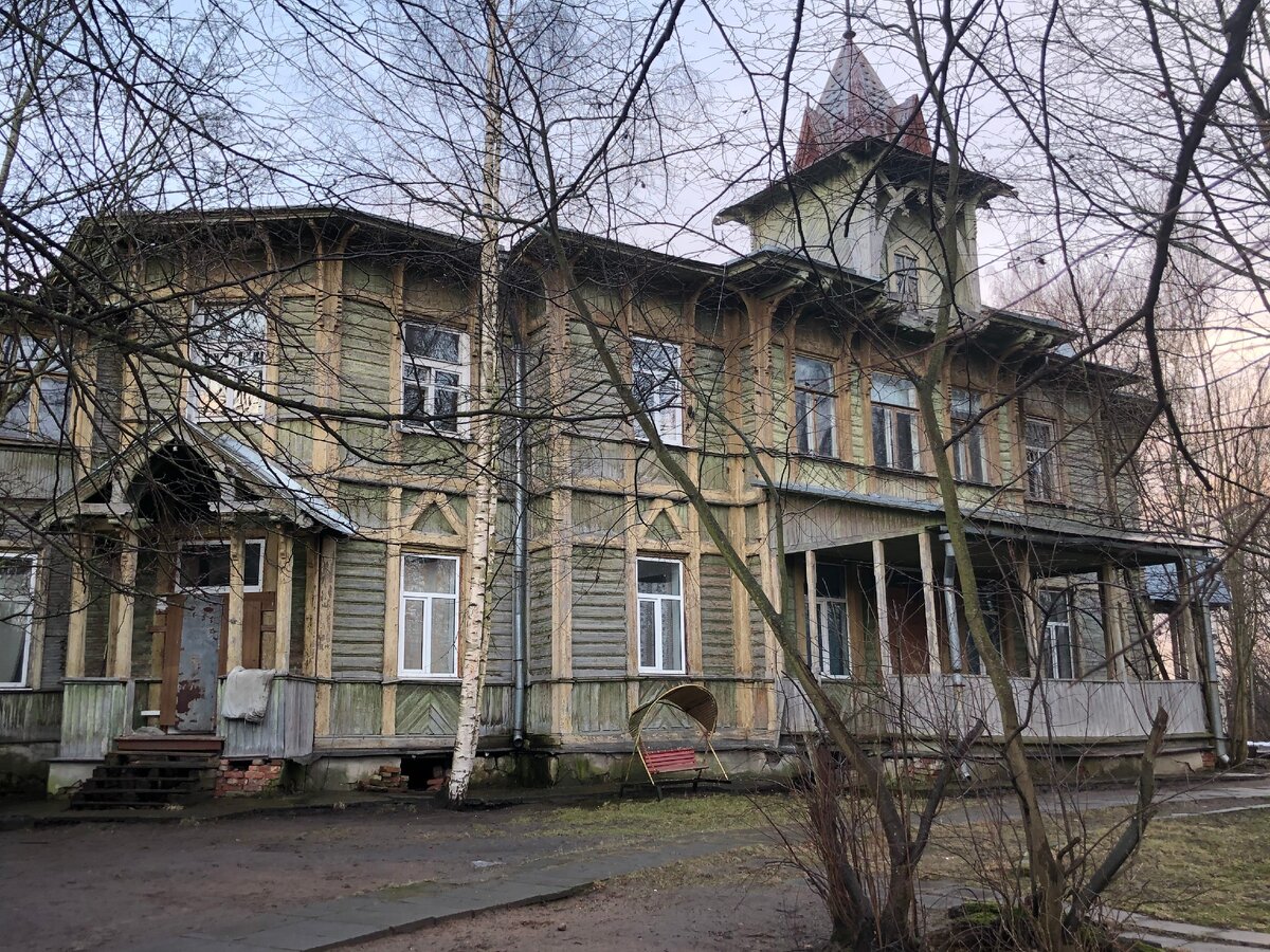 Памятник деревянной архитектуры федерального значения - Дача Максимова Фото жителей КП "Малиновые вечера"